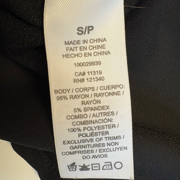 Dynamite vneck black soft sleeveless tank w silky layer top women's size Small - Picture 8 of 10